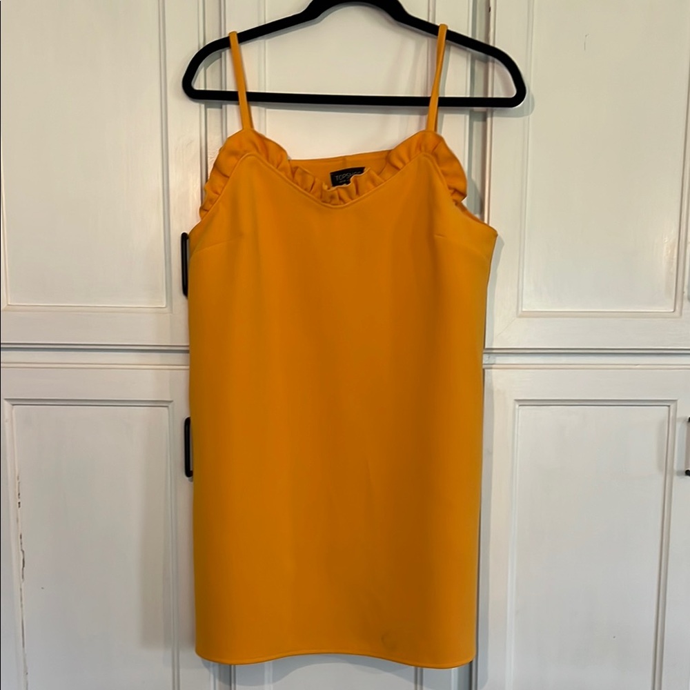 Elegant Yellow Sleeveless Dress